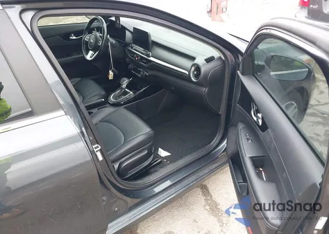 2021 Kia Forte Ex from USA, damaged, VIN 3KPF54AD5ME372970